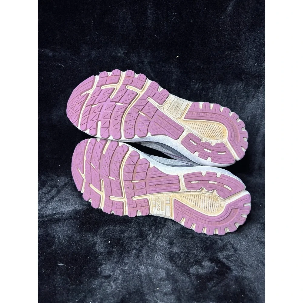 Brooks Adrenaline GTS 20 1202961B030 Womens US 9.5 B Running Shoes Gray Sneakers